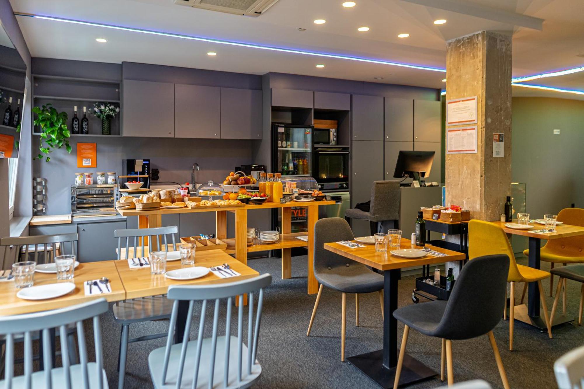 Nest Style Valencia Hotel Екстериор снимка
