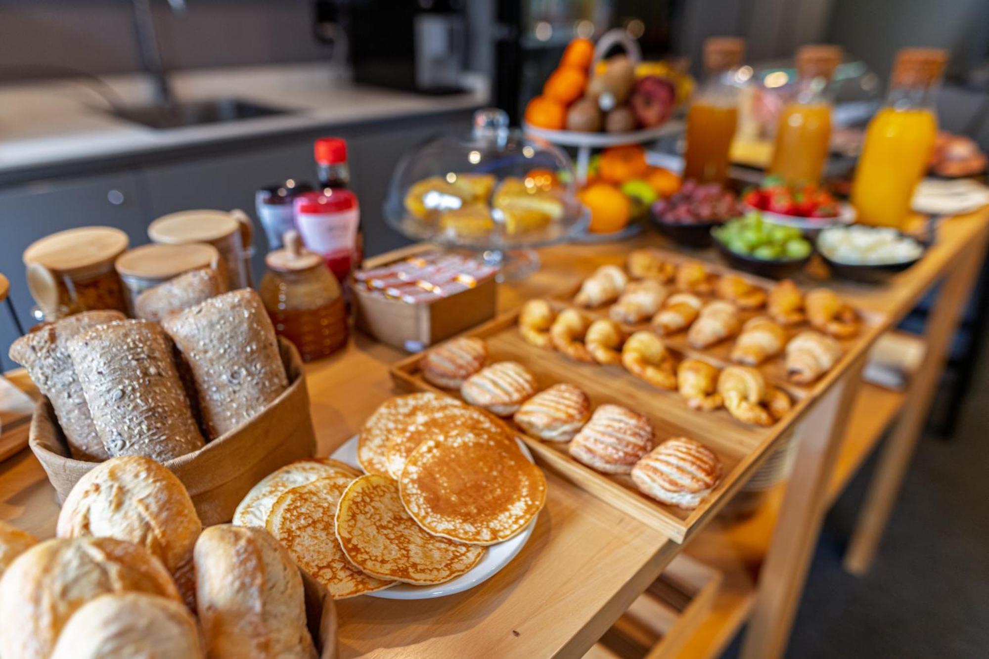 Nest Style Valencia Hotel Екстериор снимка